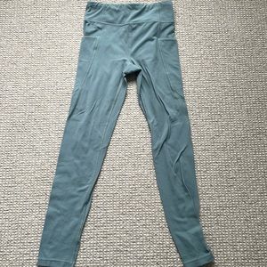 Athleta, Green Pocket leggings, Good condition